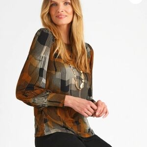 Long Sleeved, Cuffed Top. Size X. Brown/Black/White. Laura Plus